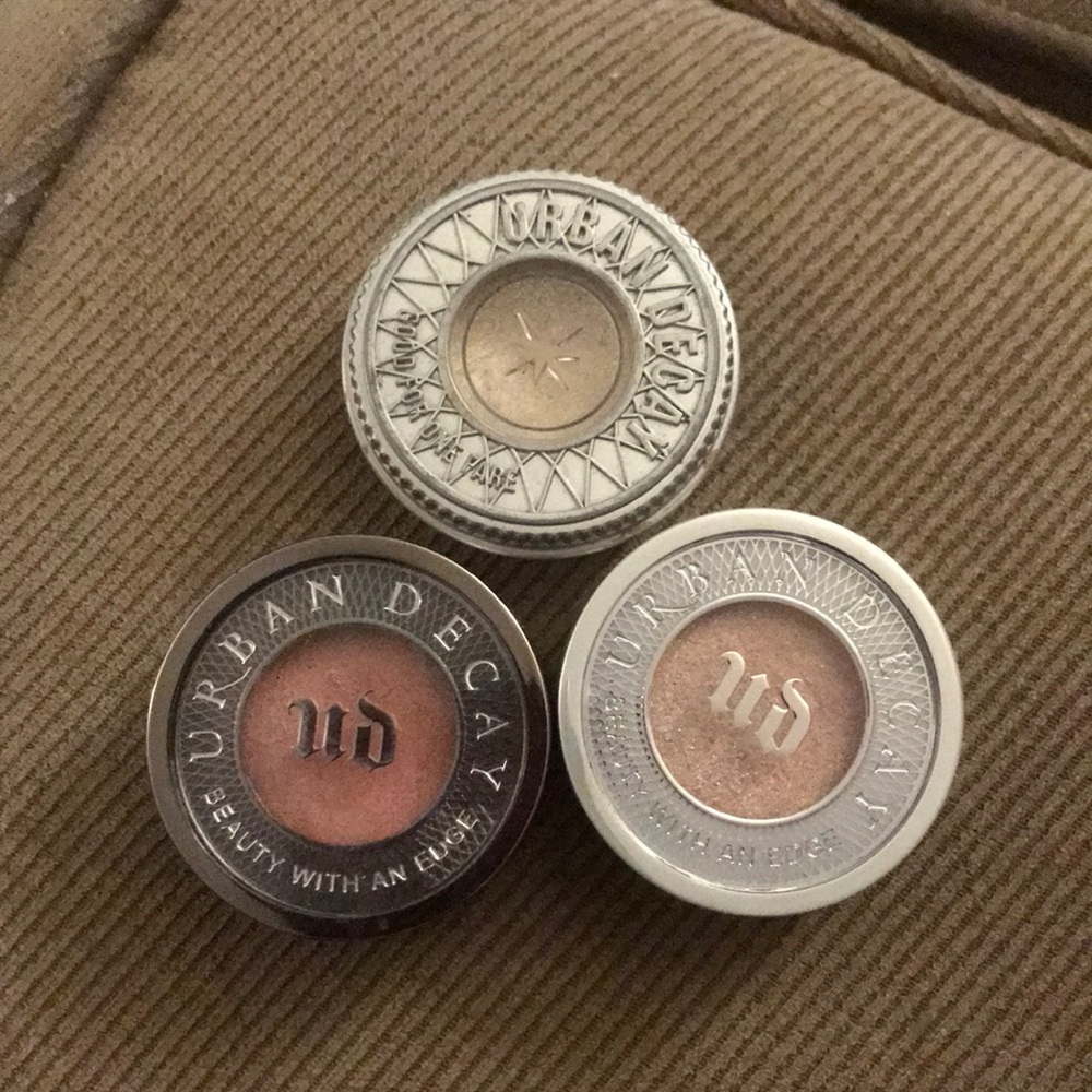Urban Decay Single Shadows